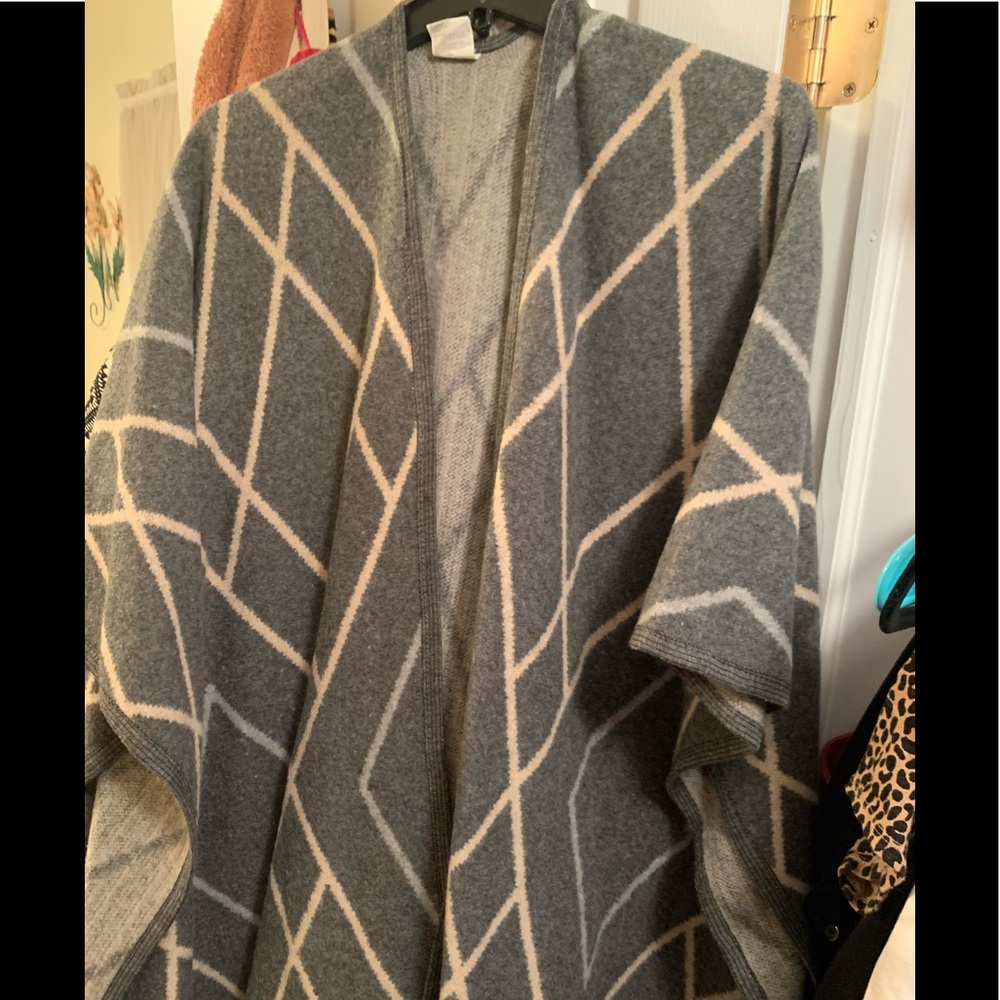 Grey Wrap- New